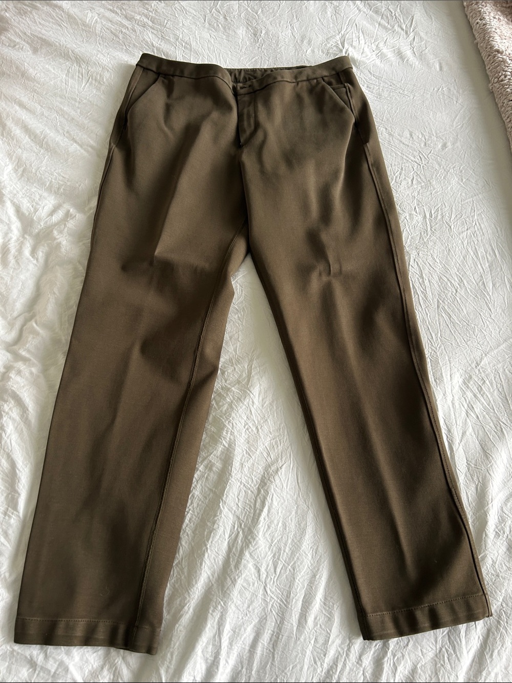Lululemon woman’s Olive Brown Straight-Leg dress pants